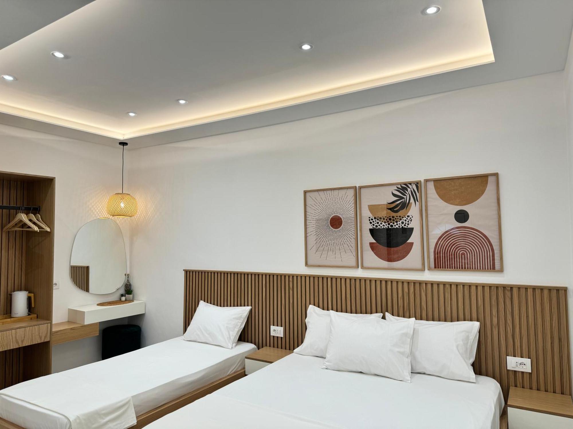 Potami Seashell Hotel Himare Exterior photo